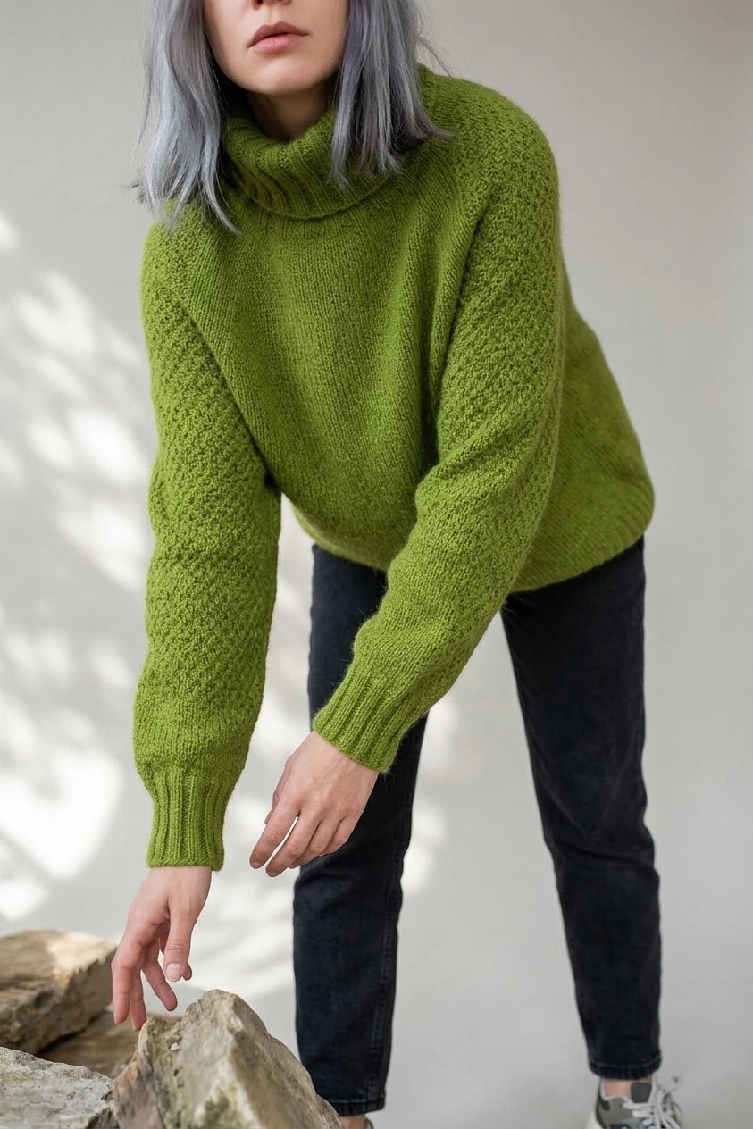 Women's Oversized Turtleneck Jumper with Ribbed Cuffs — variant_front