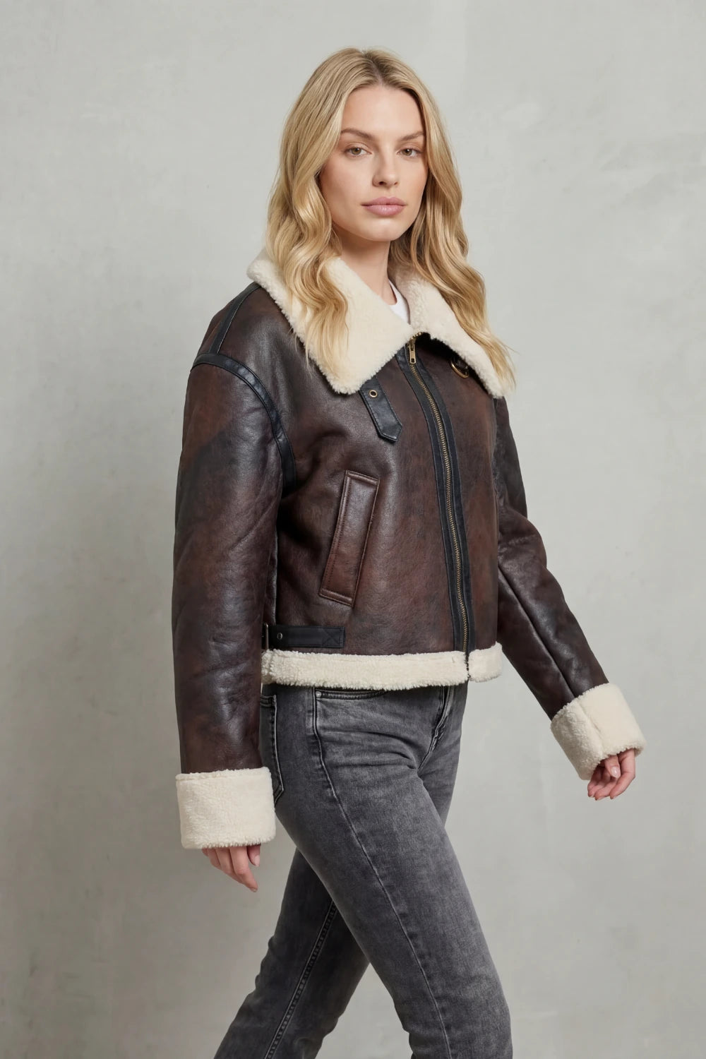 Mirevola – Shearling trim – Cropped aviator jacket — gallery_03.webp