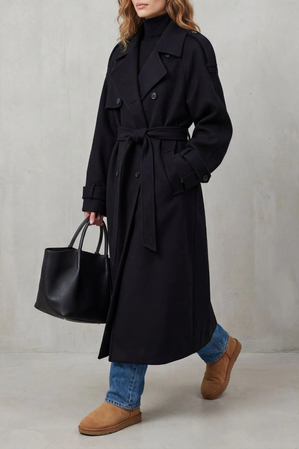 Noirvaine – Oversized silhouette – Wool trench coat — gallery_04.webp