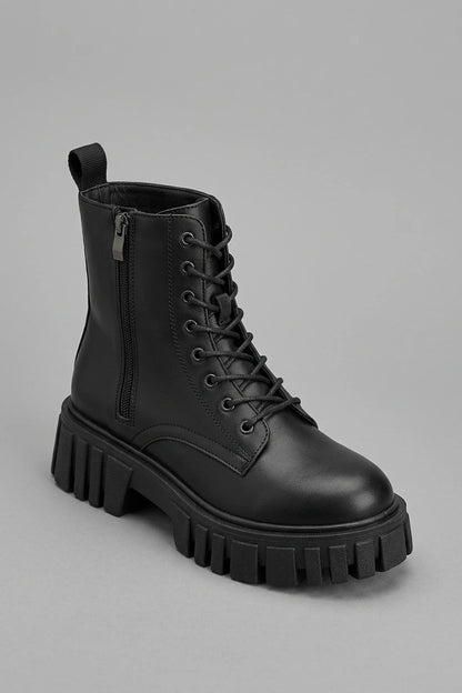 Women's Non-Slip Leather Walking Boots – Aldrienne — variant_front