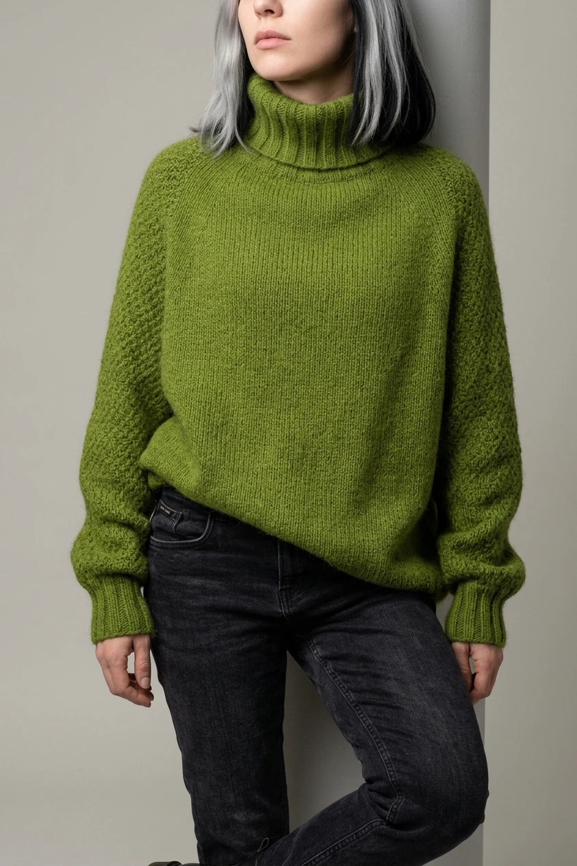 Women's Oversized Turtleneck Jumper with Ribbed Cuffs — variant_front