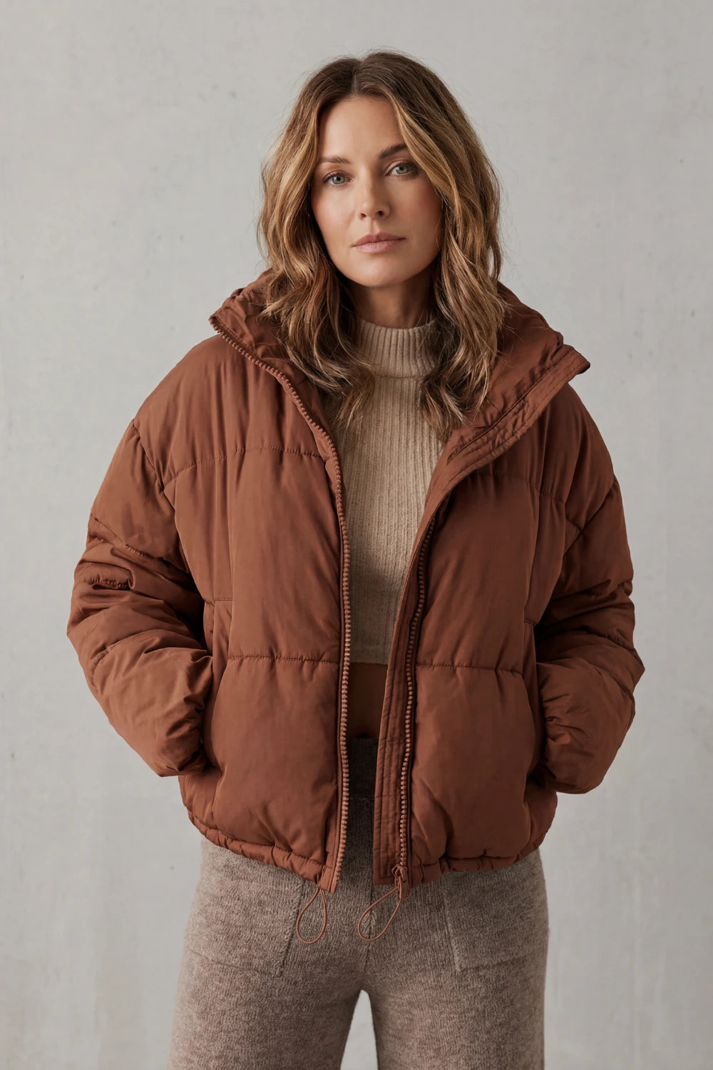 Savillonne – Quilted comfort – Cropped puffer jacket — gallery_02.webp