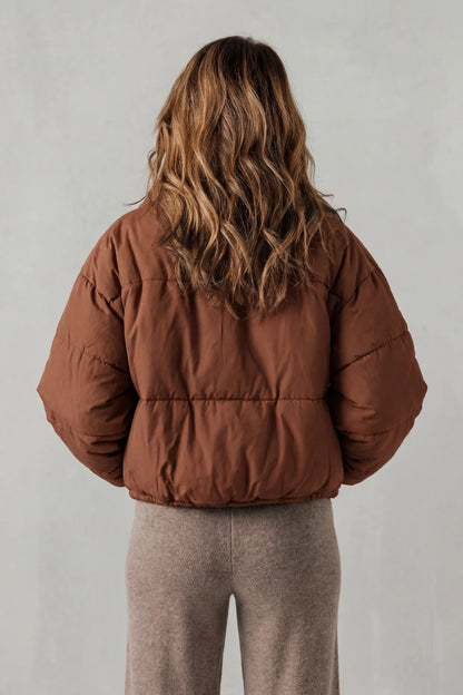 Savillonne – Quilted comfort – Cropped puffer jacket — gallery_04.webp