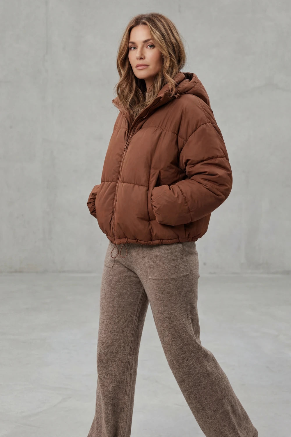 Savillonne – Quilted comfort – Cropped puffer jacket — gallery_03.webp