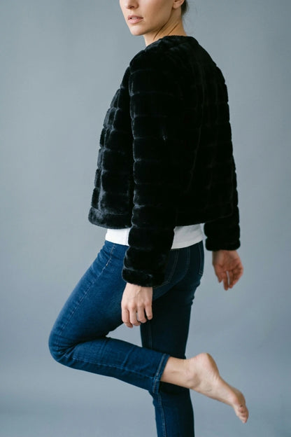 Winter Warm Cropped Collarless Faux Fur Fluffy Jacket — variant_front