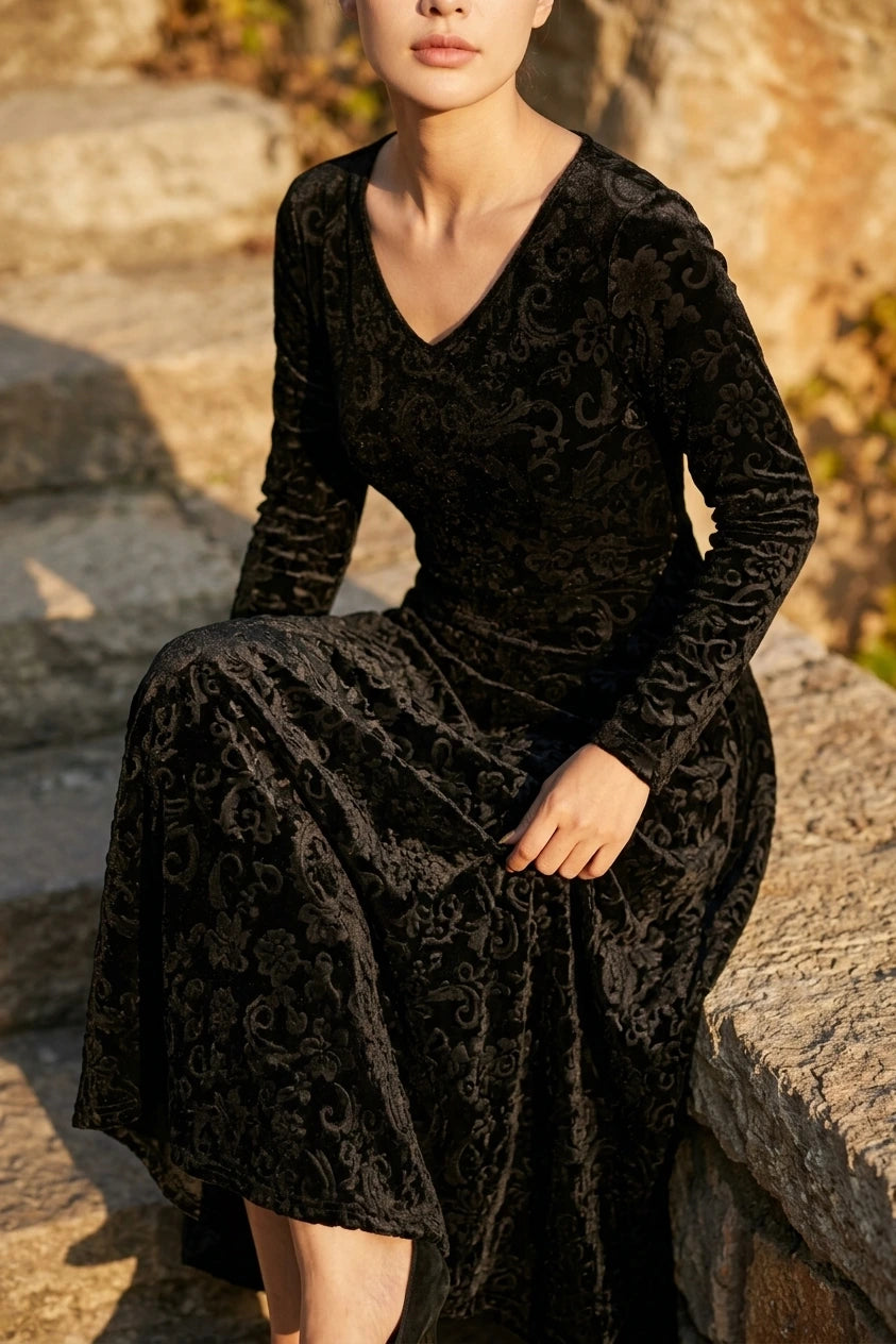 Elegant Vintage Velvet Floral V Neck Long Sleeves Maxi Dress — variant_front